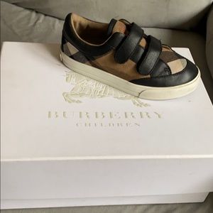 Used Authentic Burberry Unisex Children Shoes